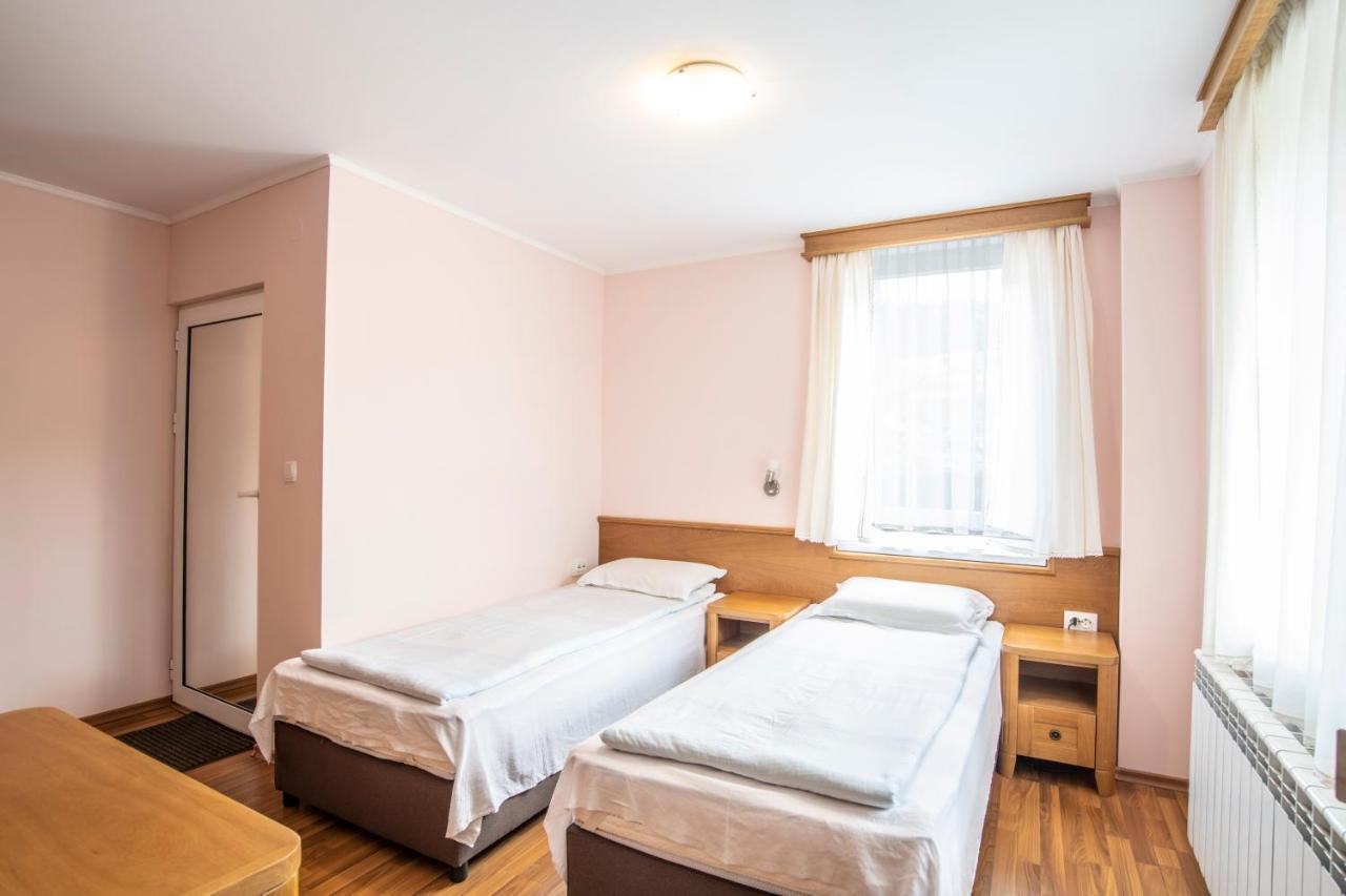 Guest House Roden Dom Koprivshtitsa Ngoại thất bức ảnh
