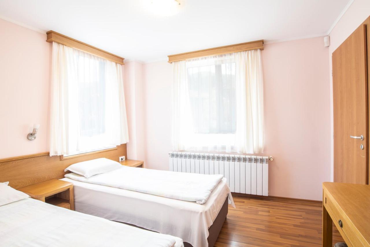Guest House Roden Dom Koprivshtitsa Ngoại thất bức ảnh
